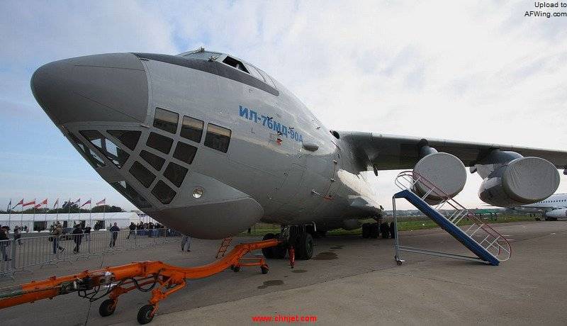 1280px-Ilyushin_Il-76MD-90A_at_the_MAKS-2013_%2801%29.jpg