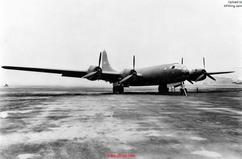 Boeing-XB-29-BO-41-0021.jpg