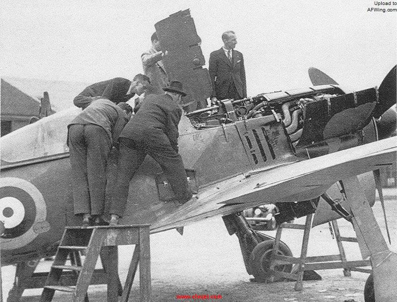 Focke-Wulf-Fw-190A-III.JG2-%28+-Armin-Faber-WNr-5313-landed-in-Wales-June-23-1942-06.jpg