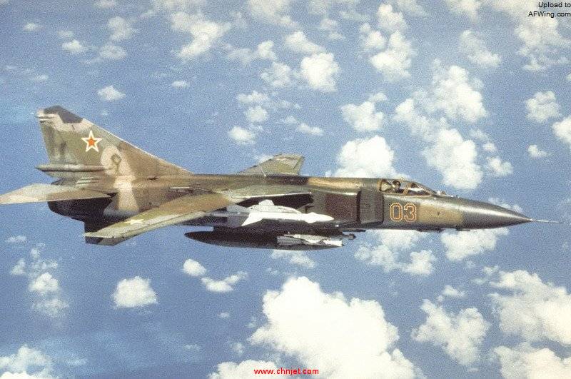 Mig-23-DNST8908431_JPG.jpg