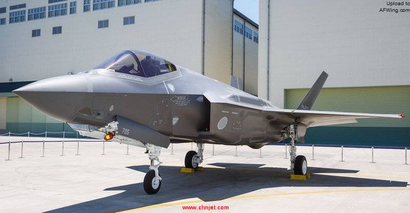 F-35-Japan.jpg