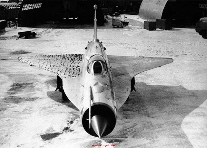 mig21i_3.jpg