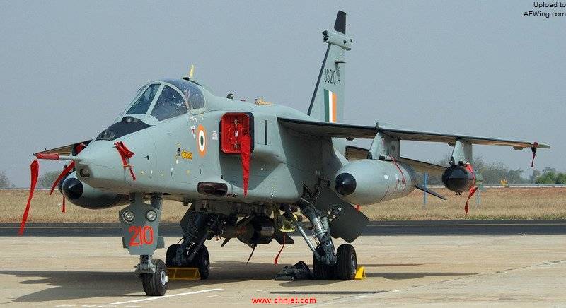 IAF-operated%20Jaguar%20IS.jpg