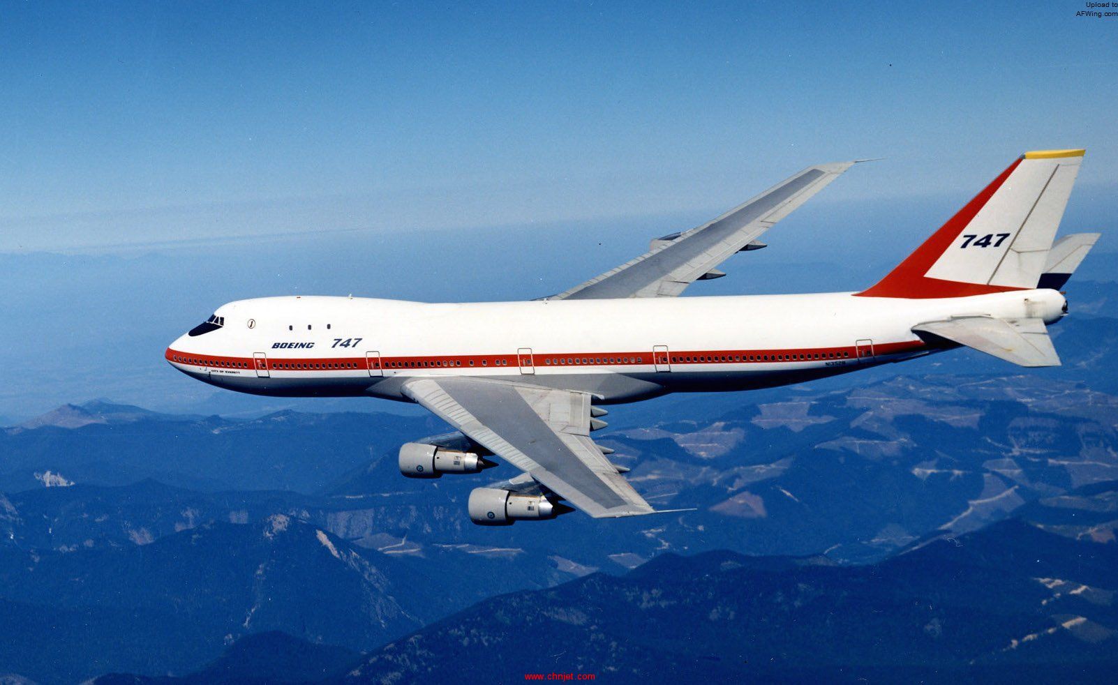 Boeing-747-121_P2B.jpg