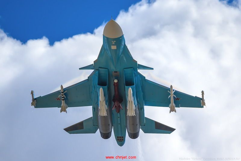 Su-34-Fullback-Foto43.jpg