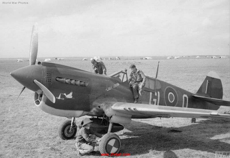 Kittyhawk_III_FR817_5SAAF_Foggia.jpg