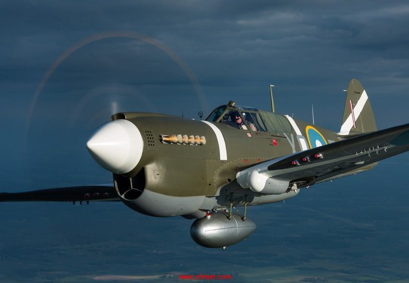 p-40-in-air.jpg