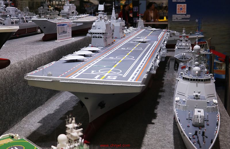 海峰模型展台